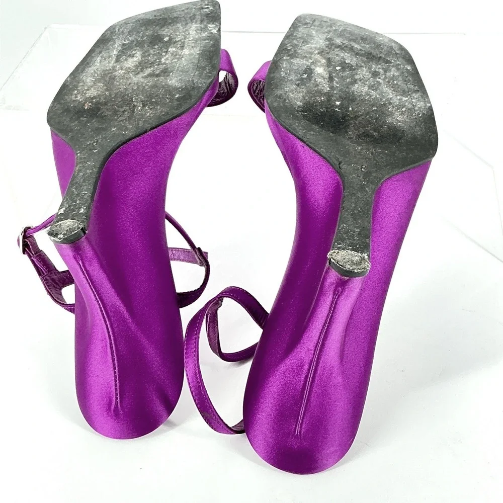 Jeffrey Campbell retail $160